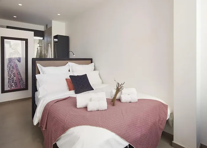 Sunlight Properties - Sky Blue - 3 Bedroom Flat With Sea View On The Promenade Des Anglais