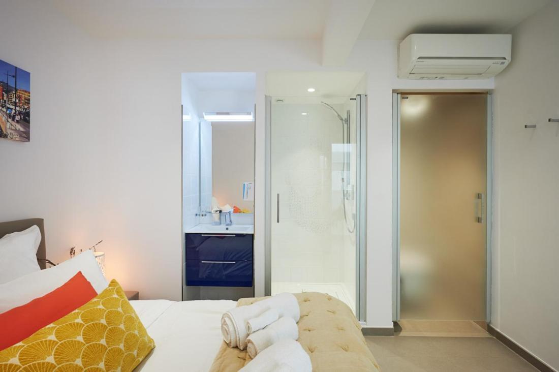 Appartamento Sunlight - Sky Blue - 3 Bedroom Flat With Sea View On The Promenade Des *