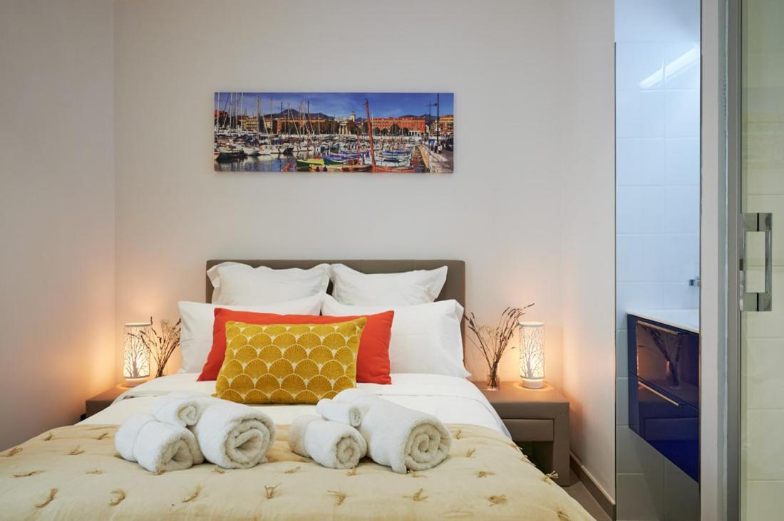 Sunlight - Sky Blue - 3 Bedroom Flat With Sea View On The Promenade Des * Nizza
