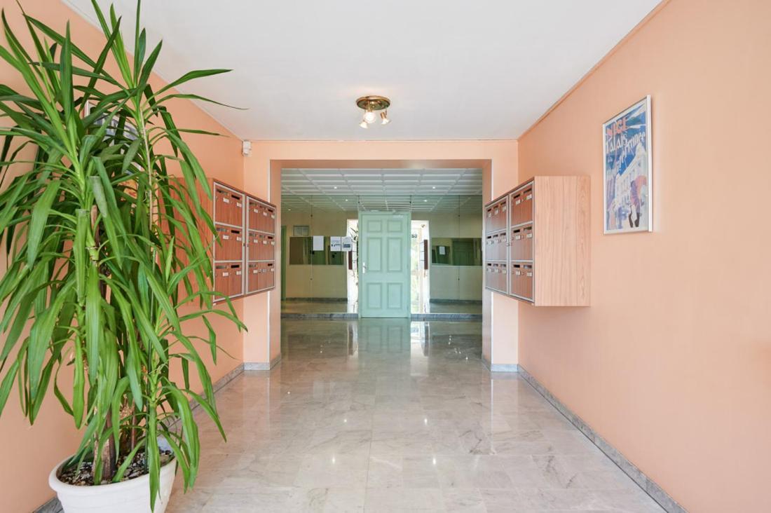 Sunlight - Sky Blue - 3 Bedroom Flat With Sea View On The Promenade Des Appartamento