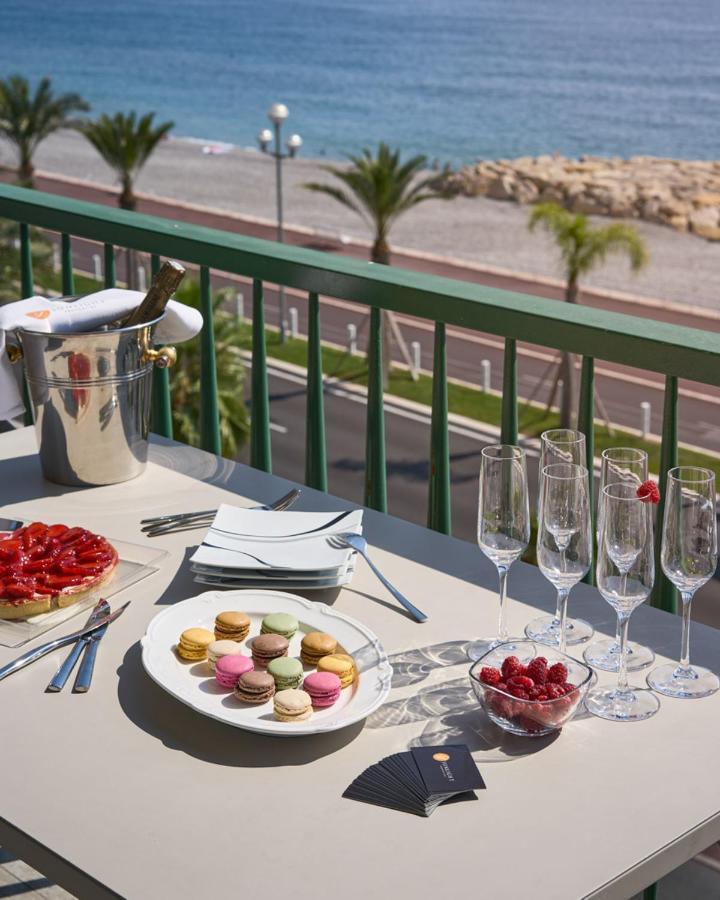 Appartamento Sunlight - Sky Blue - 3 Bedroom Flat With Sea View On The Promenade Des Nizza